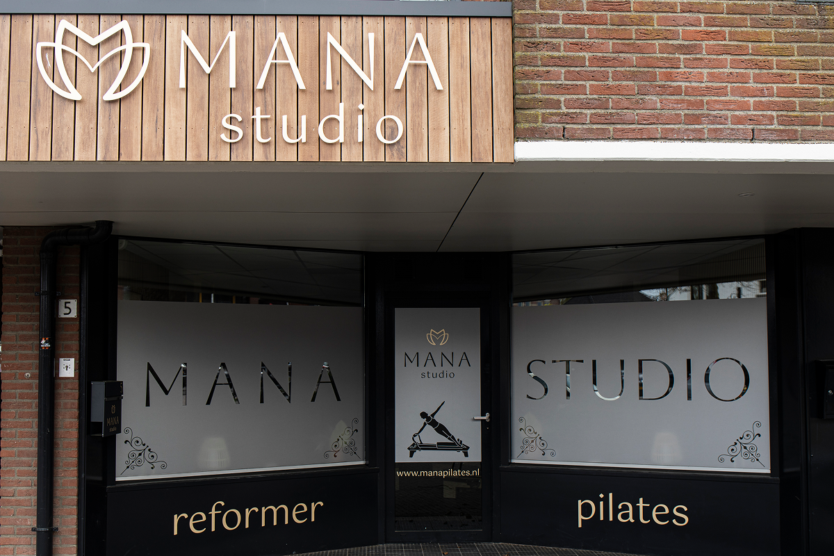 Foto de voorgevel van Mana Studio